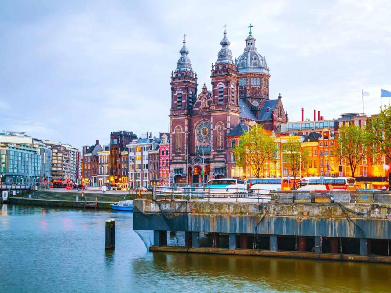 City Heart Station Amsterdam Amesterdão Exterior foto